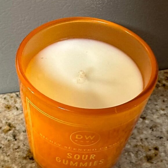 DW HOME SOUR GUMMIES RICHLY SCENTED CANDLE - Picture 3 of 6